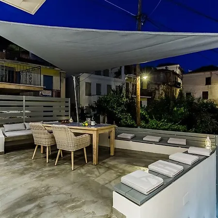 Cute House * Skopelos Town